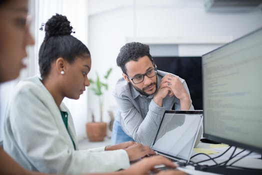 How CRM Software Improves Internal Communication and Collaboration